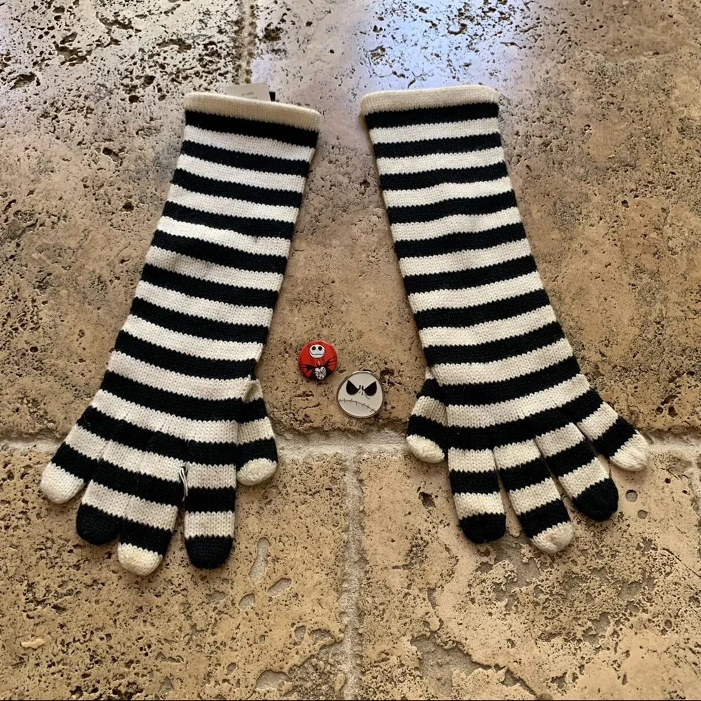 Nightmare Before Christmas Jack Skellington Stripe Gloves Pin Lot Disney